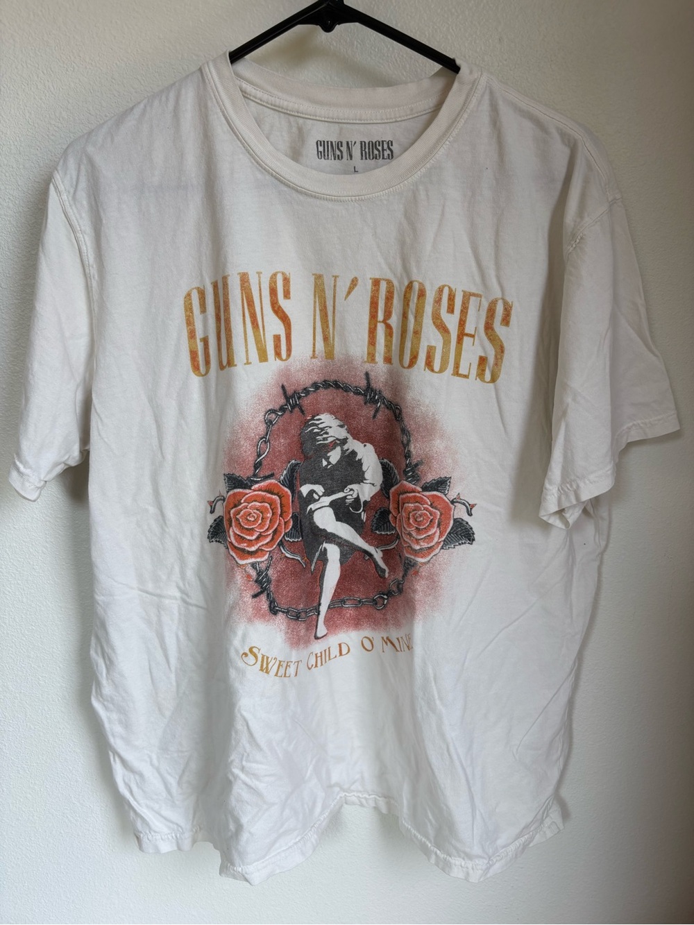 Authentic Guns N' Roses Graphic Band Tee — White with Red/Orange Roses Sz L
